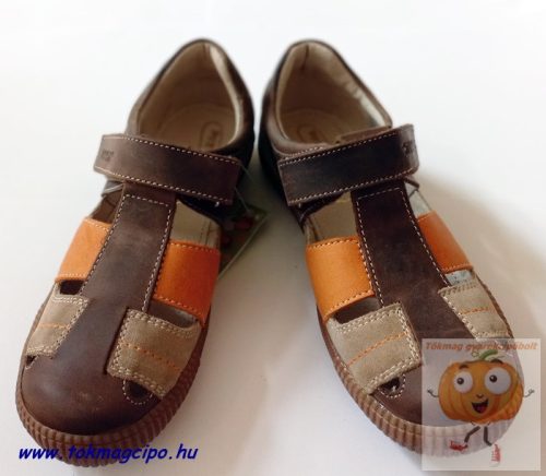 Szandálcipő barna, keskeny fazon 27